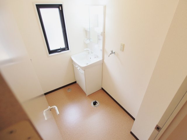 ディアス南幸　C棟の洗面所