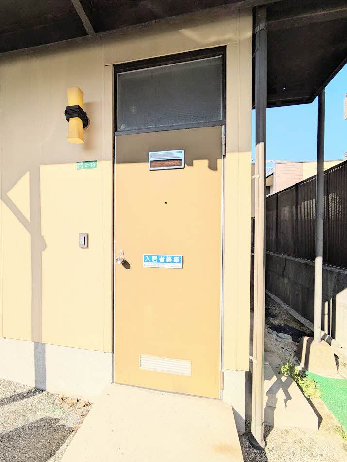 平川アパートの玄関