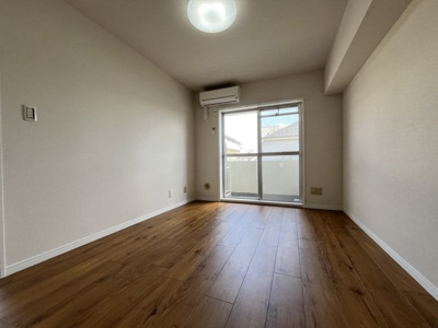 【洋室】 | ロワール豊玉