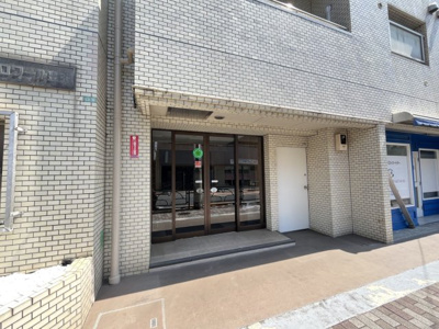 【エントランス】 | ロワール豊玉