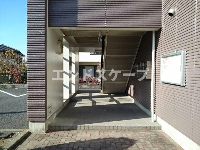 シャン・ド・フルールのエントランス|高崎、前橋のお部屋探しはエンドスケープまで！お客様の理想お聞かせ下さい♪