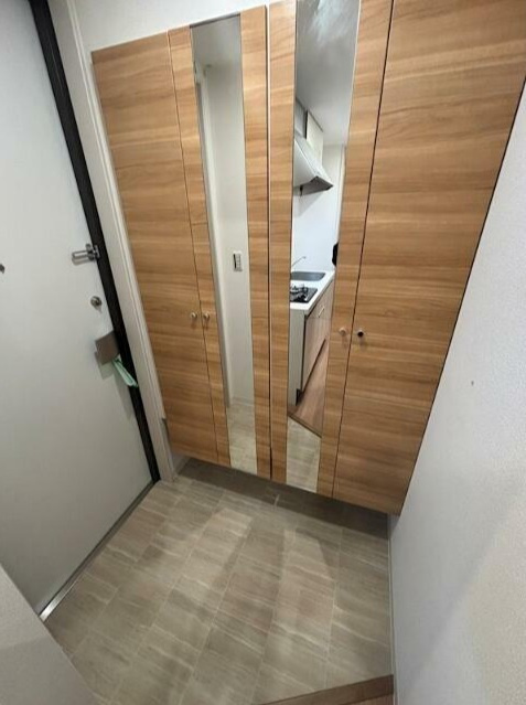 RIS伍番館の玄関