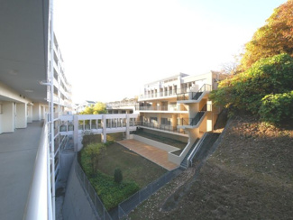 【その他共用部分】 | 八王子市椚田町 レーベンスクエアリマインドヒルズ 南向6階 | ゲストルーム・キッチンスタジアム・キッズスクエア棟
