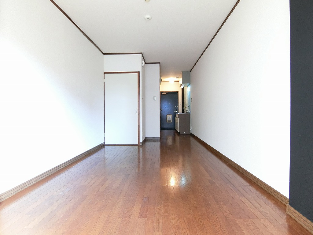 ドリームハウスの居間・リビング|こちらのリビングで趣味の時間をお楽しみください