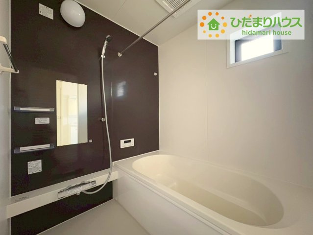 ひたちなか市足崎1期　新築戸建　4号棟の浴室|大人が足を伸ばしても十分な広さ！一人でゆっくりくつろぐ時間も大切です！
