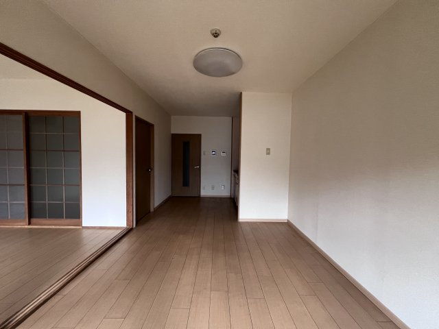 サンスコーレ壱番館の居間・リビング