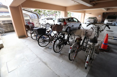 【駐車場】 | サニーフラット田中