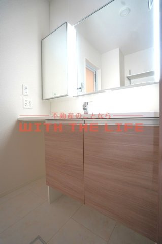 アベリアⅡ番館【キャッシュバック対象物件】の独立洗面台|独立洗面台あり、毎朝おしゃれに忙しい女性の方におすすめです