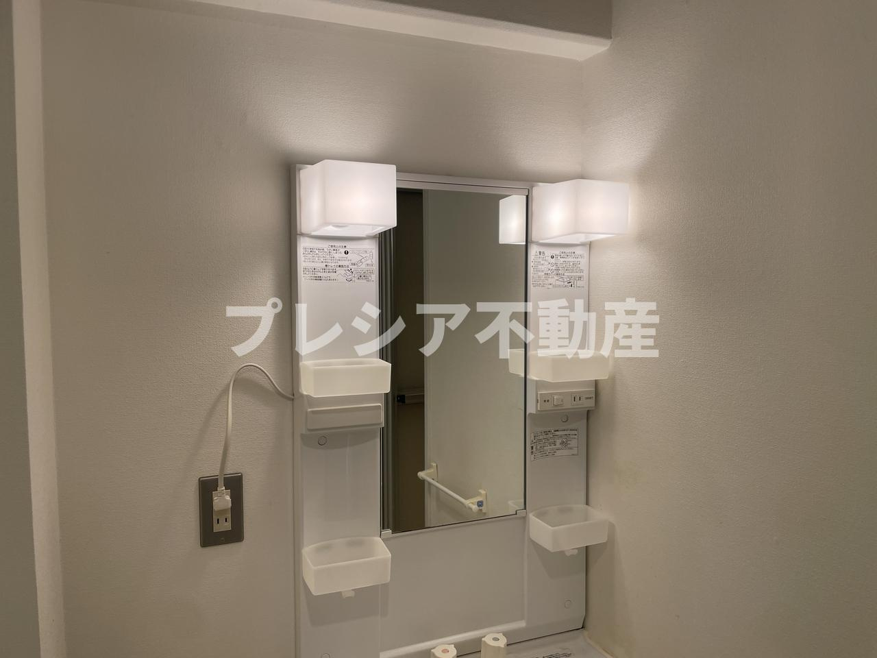 エトワール甲子園の独立洗面台