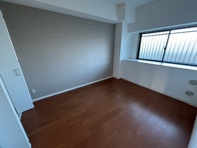 ブリティッシュ・ティンバー泉佐野の洋室|洋室