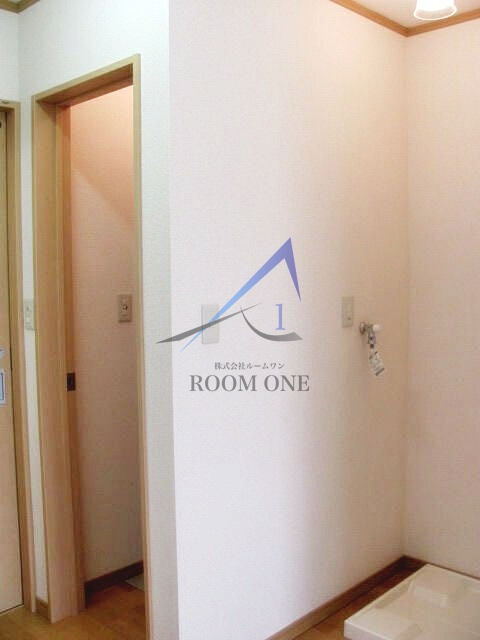 コーポアイランドの設備|洗濯機置き場です。