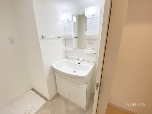 iZAMiの洗面所|独立洗面台です☆