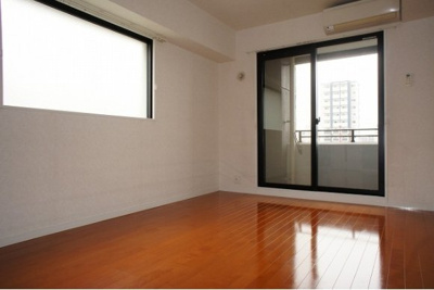 【居間・リビング】 | エンクレスト天神東2 | アレンジ自由自在の広々空間です！