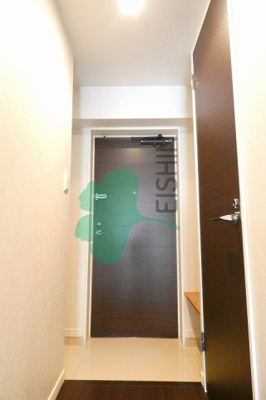 【玄関】 | エンクレスト博多駅東 | 下駄箱もしっかりついてます！