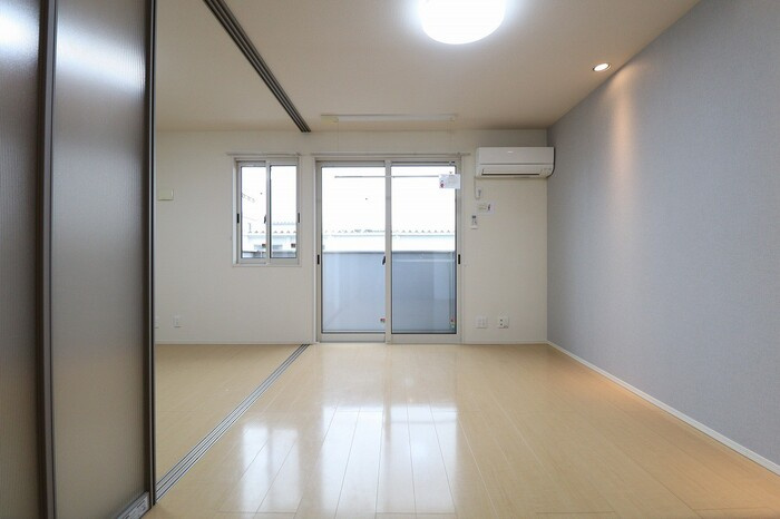 スバルコーポＳの居間・リビング|リビング（エアコン付き）