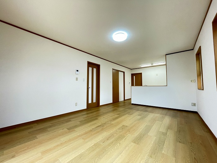 【居間・リビング】の画像