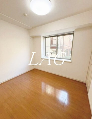 【寝室】 | フロントリー | 寝室です。