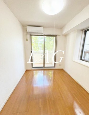 【居間・リビング】 | フロントリー | 洋室のお部屋です。