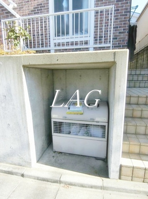 【その他共用部分】 | リリックコートＭ | 敷地内ゴミ置き場です。