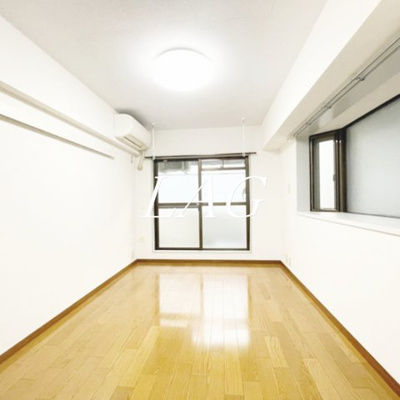 【居間・リビング】 | クレイン弥生 | 洋室のお部屋です。