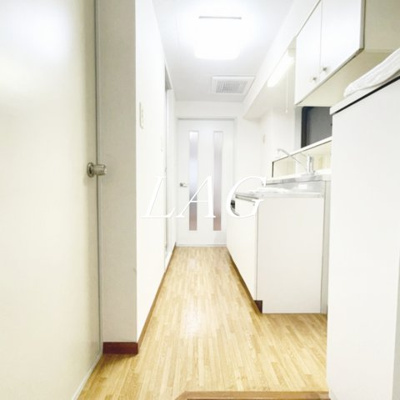 【玄関】 | クレイン弥生 | 玄関です。