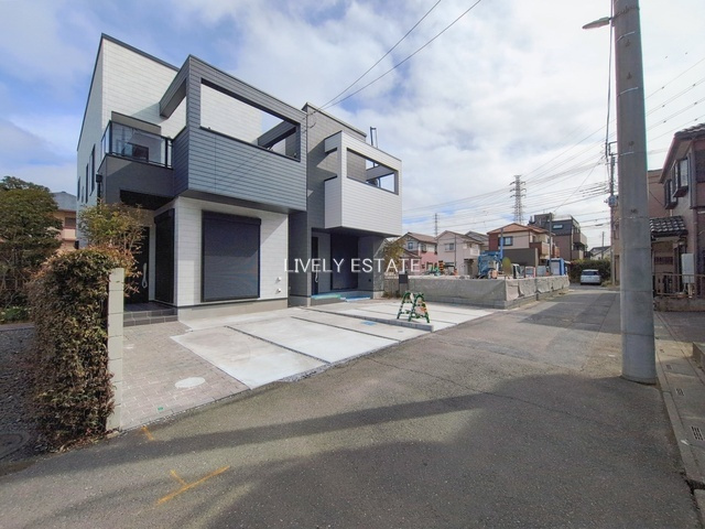 越谷市元柳田町 新築分譲住宅 全2棟 No,1の前面道路含む現地写真