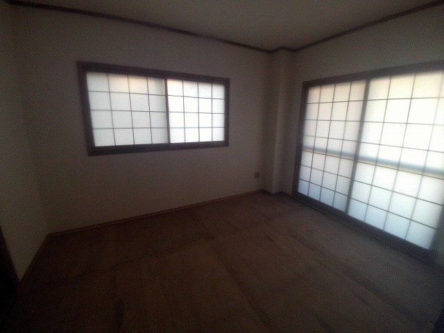 山本マンションの和室