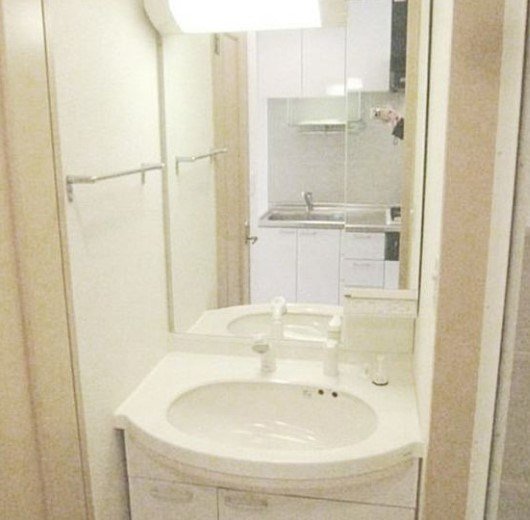 セレッソ鷺宮の独立洗面台