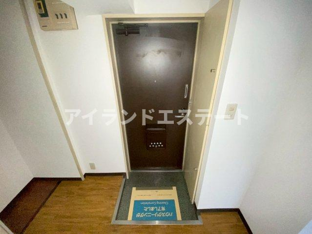 エクセルハイム駒沢　駅近　陽当たり良好　事務所相談可の玄関