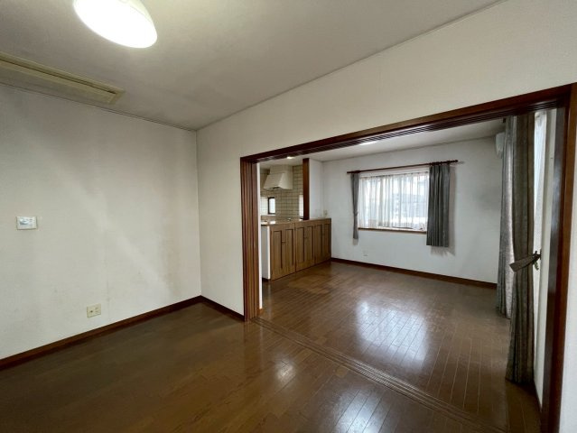 茨城県石岡市南台１丁目　中古戸建の洋室