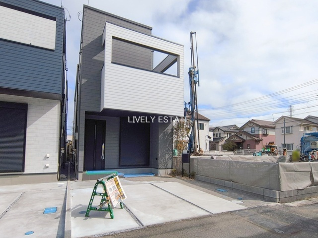 越谷市元柳田町 新築分譲住宅 全2棟 No,2の駐車場