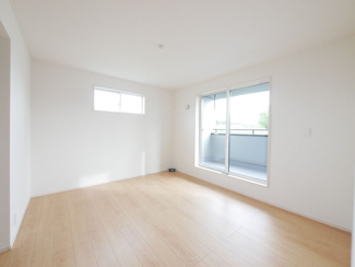 【洋室】 | 中央市西花輪 オール電化新築 全2棟 1号棟 車3台並列駐車 | 【建物施工例】