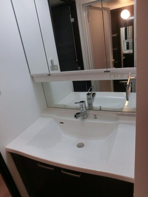 【洗面所】 | レジエールイースト