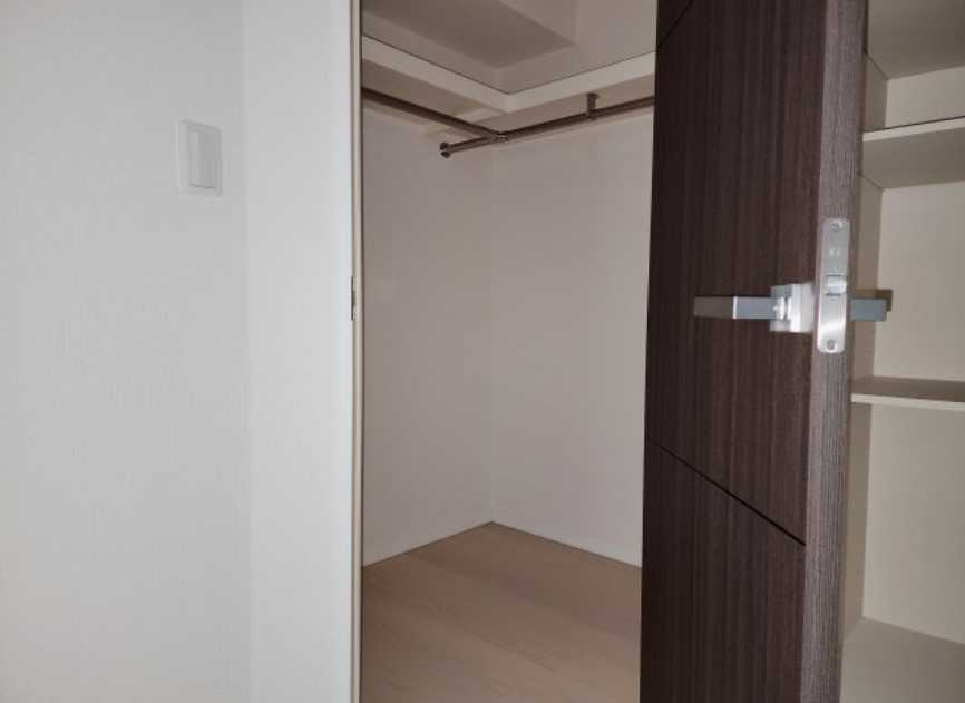 グレンパーク駒場　テラス　家族向け　専用庭の収納