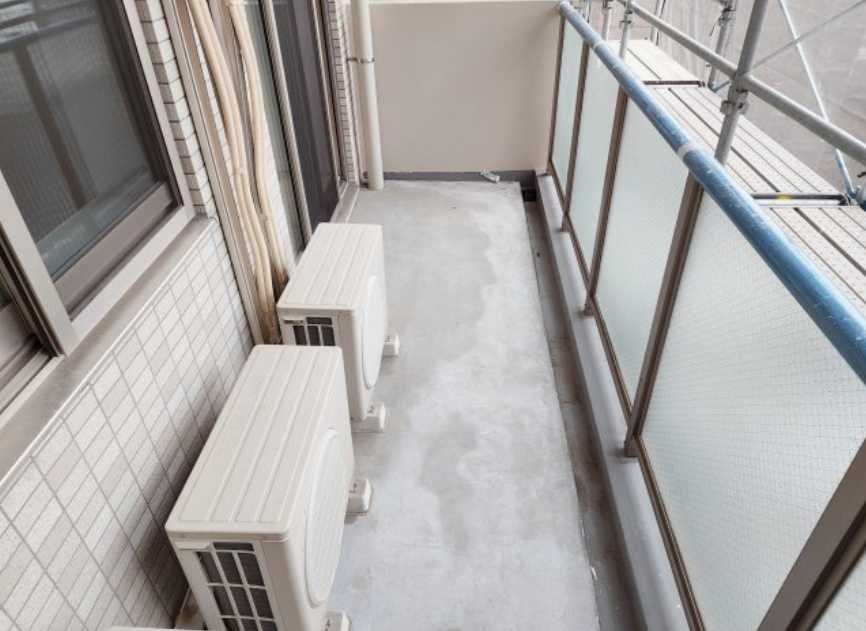 グレンパーク駒場　テラス　家族向け　専用庭のバルコニー