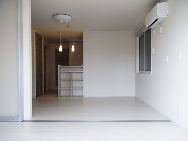 グレイスコート住吉本町の居間・リビング