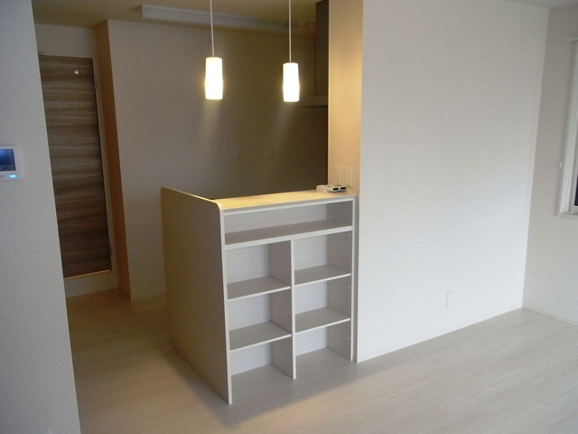 グレイスコート住吉本町の居間・リビング