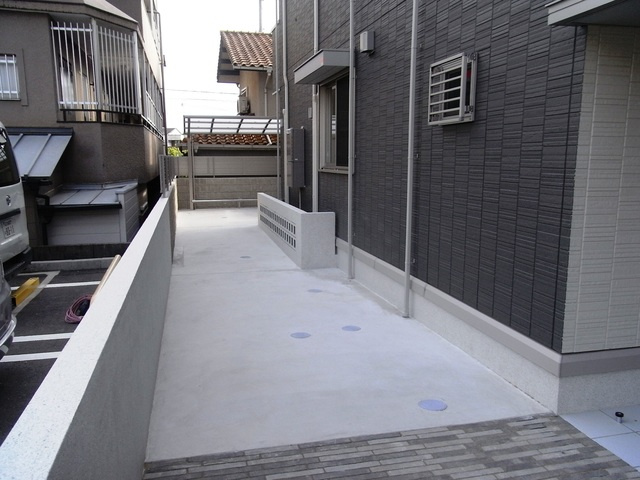 グレイスコート住吉本町のエントランス