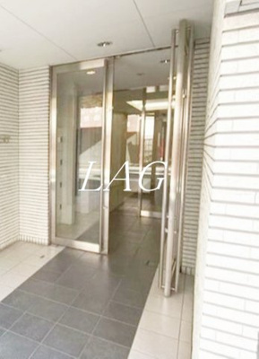 【エントランス】 | クリスタルコート | エントランスです。