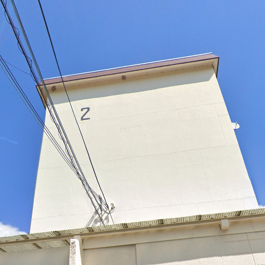 鶴甲コーポ２号館の外観