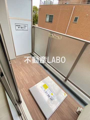 エスプレイス阿波座パークテラスのバルコニー