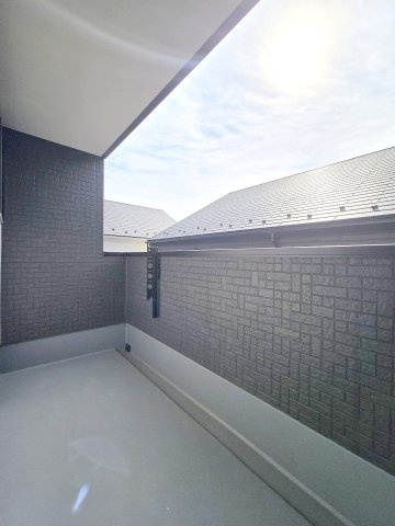 瑞穂町殿ケ谷　全3棟のバルコニー