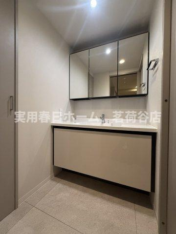 【独立洗面台】