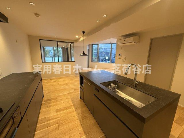 【居間・リビング】