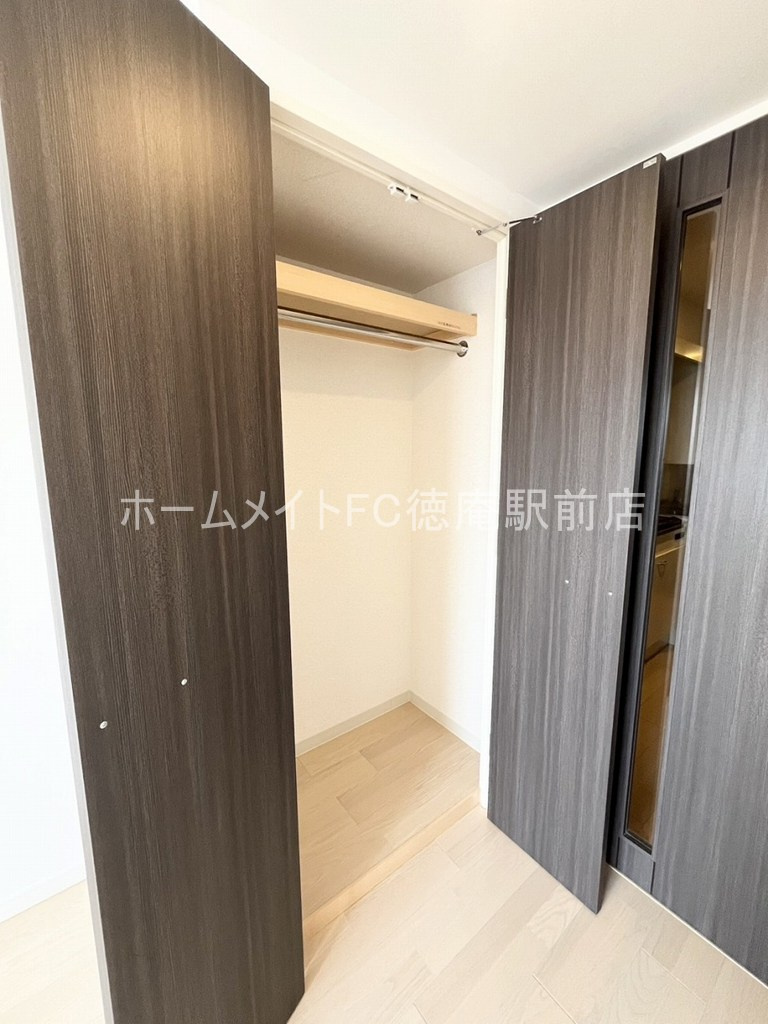 東大阪市高井田本通５丁目の賃貸マンションの収納