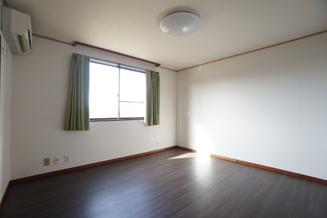 くすのき五番館の居間・リビング