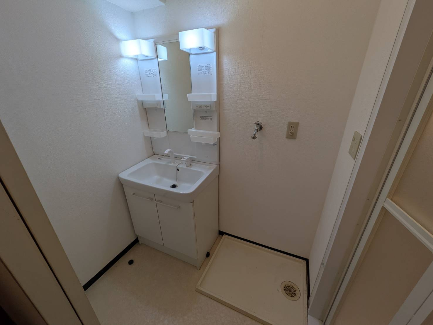 リブレシア明石の洗面所