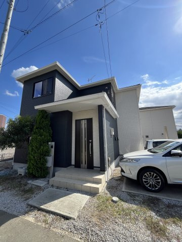 安養寺町　中古戸建ての外観