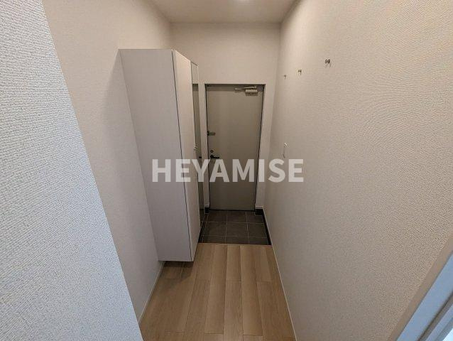 ビルネⅡの玄関|※室内画像は別号室のもの