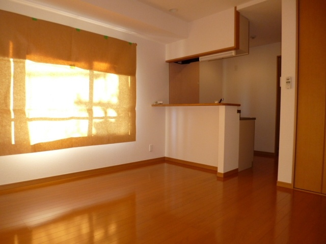 【寝室】 | グレイスヴィラ | ※妻窓は角部屋のみ